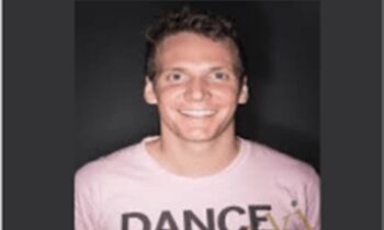 How To Start An Automated $1,000 Per Month Business - Dane Maxwell
