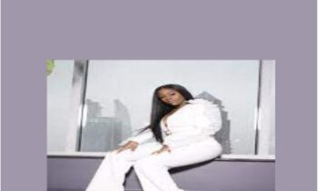 MASTERING BNB - Alexia Wright